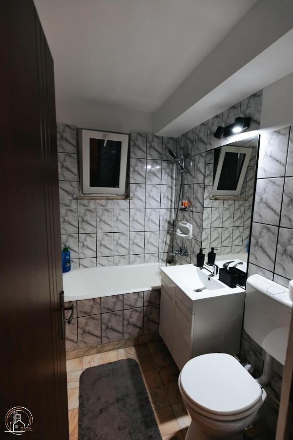 Zaza Apartament - Central Area, With Balcony Târgu Jiu Exterior foto